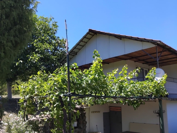 Къща в Кюстендил, Върташево - 80 кв.м за 1052 €/кв.м - Снимка #1