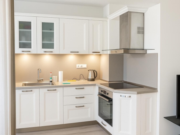 Дава се под наем Двустаен апартамент в Пловдив, Христо Смирненски - 67 кв.м за 511 € - Снимка #1