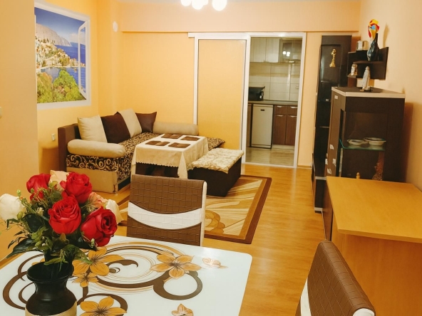 Дава се под наем Двустаен апартамент в Пловдив, Каменица 1 - 62 кв.м за 459 € - Снимка #1
