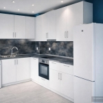 Дава се под наем Тристаен апартамент в Пловдив, Южен - 70 кв.м за 598.23 € - Снимка #1