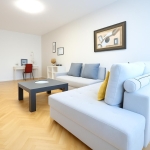 Дава се под наем Тристаен апартамент в Пловдив, Каменица 1 - 100 кв.м за 850 € - Снимка #1