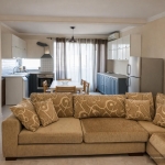 Дава се под наем Двустаен апартамент в Пловдив, Кършияка - 79 кв.м за 398.82 € - Снимка #1