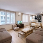 Дава се под наем Двустаен апартамент в Пловдив, Кършияка - 64 кв.м за 398.82 € - Снимка #1