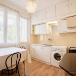 Дава се под наем Двустаен апартамент в Пловдив, Център - 60 кв.м за 338.64 € - Снимка #1