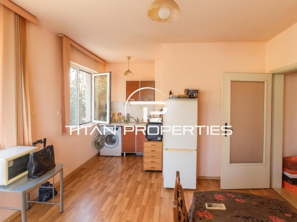 Тристаен апартамент в Пловдив, Кършияка - 100 кв.м за 1046 €/кв.м - Снимка #1