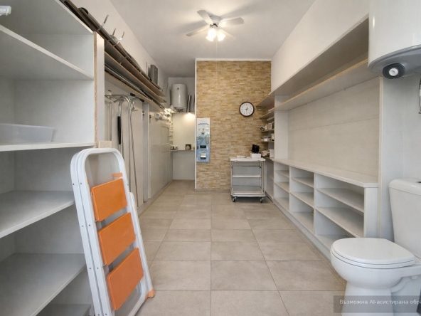 Магазин в Пловдив, Тракия - 30 кв.м за 1131 €/кв.м - Снимка #1