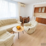 Дава се под наем Тристаен апартамент в Пловдив, Център - 85 кв.м за 548.25 € - Снимка #1