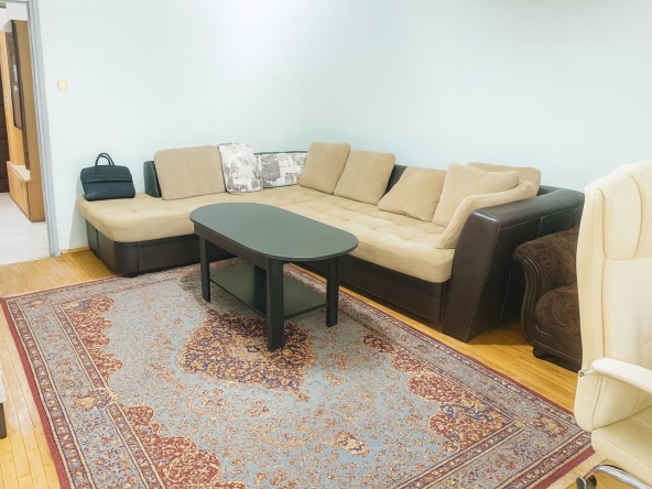 Дава се под наем Тристаен апартамент в Пловдив, Кършияка - 73 кв.м за 408 € - Снимка #1