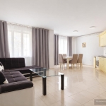 Дава се под наем Тристаен апартамент в Пловдив, Кършияка - 90 кв.м за 498.27 € - Снимка #1