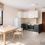 Дава се под наем Едностаен апартамент в Пловдив, Младежки Хълм - 33 кв.м за 298.86 € - Снимка #1