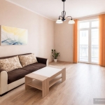 Дава се под наем Тристаен апартамент в Пловдив, Център - 105 кв.м за 698.19 € - Снимка #1