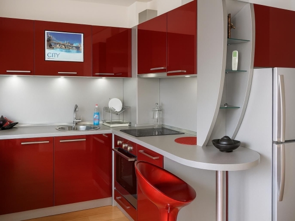 Дава се под наем Едностаен апартамент в Пловдив, Кършияка - 48 кв.м за 382.5 € - Снимка #1