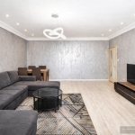 Дава се под наем Тристаен апартамент в Пловдив, Център - 99 кв.м за 1097.01 € - Снимка #1