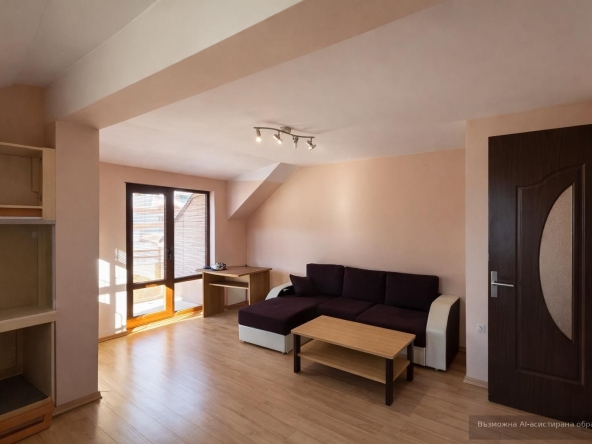 Двустаен апартамент в Пловдив, Кършияка - 77 кв.м за 1027 €/кв.м - Снимка #1