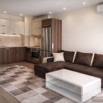 Дава се под наем Двустаен апартамент в Пловдив, Център - 58 кв.м за 398.82 € - Снимка #1