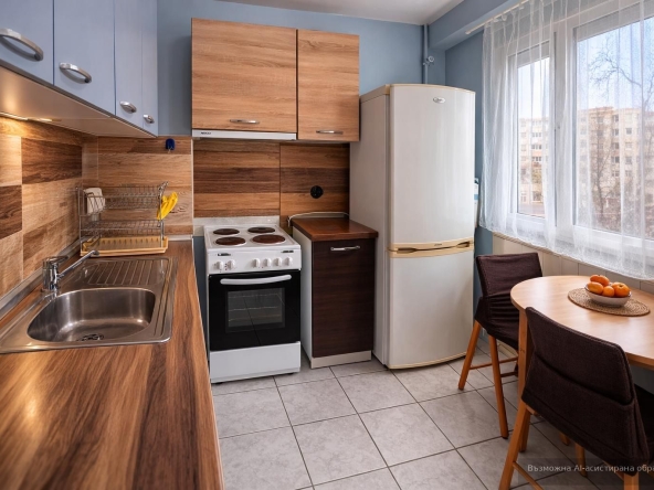 Дава се под наем Двустаен апартамент в София, Люлин - център - 65 кв.м за 547.23 € - Снимка #1