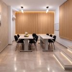 Дава се под наем Офис в Пловдив, Център - 40 кв.м за 398.82 € - Снимка #1