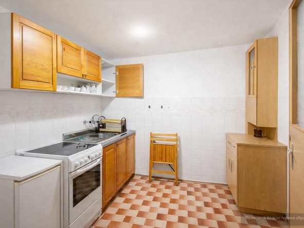 Дава се под наем Едностаен апартамент в София, Център - 30 кв.м за 368.73 € - Снимка #1