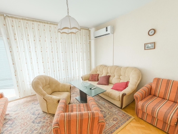 Дава се под наем Двустаен апартамент в Пловдив, Кючук Париж - 43 кв.м за 357 € - Снимка #1