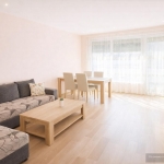 Дава се под наем Тристаен апартамент в Пловдив, Тракия - 74 кв.м за 398.82 € - Снимка #1