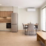 Дава се под наем Тристаен апартамент в Пловдив, Център - 98 кв.м за 648.21 € - Снимка #1