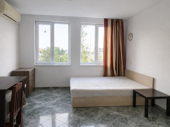 Дава се под наем Едностаен апартамент в София, Студентски град - 40 кв.м за 498.27 € - Снимка #1