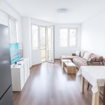 Дава се под наем Двустаен апартамент в Пловдив, Южен - 70 кв.м за 460 € - Снимка #1