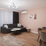 Дава се под наем Двустаен апартамент в Пловдив, Тракия - 60 кв.м за 498.27 € - Снимка #1