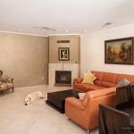 Дава се под наем Тристаен апартамент в Пловдив, Кършияка - 120 кв.м за 747.66 € - Снимка #1