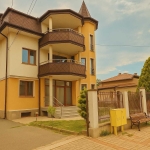 Дава се под наем  в Костинброд - 20 кв.м за 20.4 € - Снимка #1