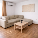 Дава се под наем Двустаен апартамент в Пловдив, Център - 65 кв.м за 548.25 € - Снимка #1