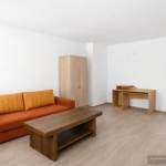 Дава се под наем Двустаен апартамент в Пловдив, Кършияка - 55 кв.м за 338.64 € - Снимка #1