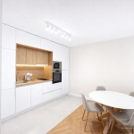 Дава се под наем Двустаен апартамент в Пловдив, Остромила - 60 кв.м за 648.21 € - Снимка #1