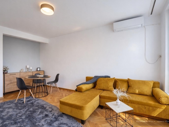 Дава се под наем Тристаен апартамент в Пловдив, Център - 90 кв.м за 613.02 € - Снимка #1