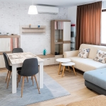 Дава се под наем Едностаен апартамент в Пловдив, Остромила - 55 кв.м за 316.2 € - Снимка #1