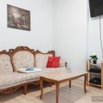 Дава се под наем Двустаен апартамент в Пловдив, Център - 75 кв.м за 468.69 € - Снимка #1