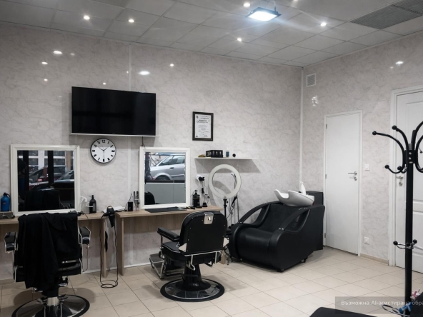 Дава се под наем Магазин в Пловдив, Център - 16 кв.м за 498.27 € - Снимка #1