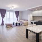 Дава се под наем Двустаен апартамент в Пловдив, Тракия - 84 кв.м за 448.8 € - Снимка #1