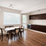 Дава се под наем Тристаен апартамент в Пловдив, Център - 126 кв.м за 598.23 € - Снимка #1