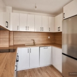 Дава се под наем Двустаен апартамент в Пловдив, Остромила - 63 кв.м за 433.5 € - Снимка #1