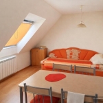 Дава се под наем Ателие в София, Гоце Делчев - 47 кв.м за 407.49 € - Снимка #1