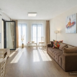 Дава се под наем Двустаен апартамент в Варна, Бриз - 78 кв.м за 847.62 € - Снимка #1