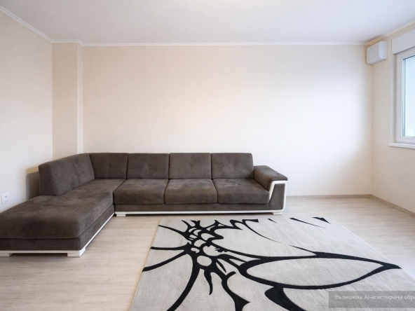 Дава се под наем Двустаен апартамент в Варна, Център - 62 кв.м за 548.25 € - Снимка #1