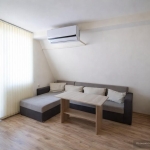 Дава се под наем Двустаен апартамент в Варна, Колхозен пазар - 62 кв.м за 348.84 € - Снимка #1