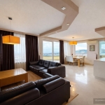 Дава се под наем Тристаен апартамент в Варна, Виница - 120 кв.м за 867.51 € - Снимка #1