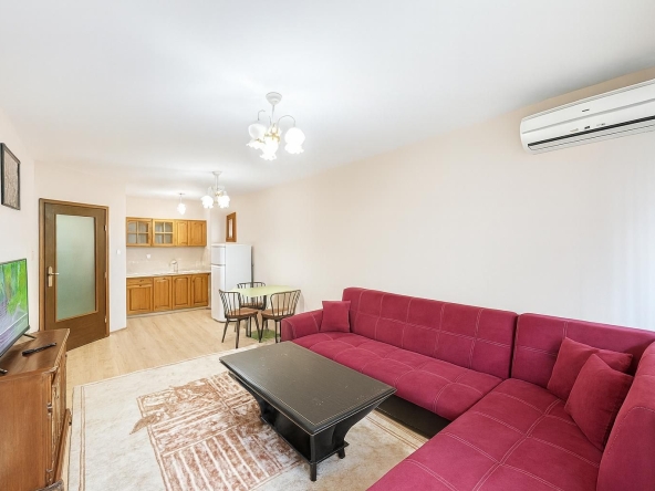 Дава се под наем Тристаен апартамент в Пловдив, Мараша - 82 кв.м за 475 € - Снимка #1