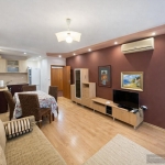 Дава се под наем Двустаен апартамент в Варна, Лятно кино Тракия - 65 кв.м за 598.23 € - Снимка #1