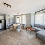 Дава се под наем Двустаен апартамент в Варна, Бриз - 65 кв.м за 747.66 € - Снимка #1