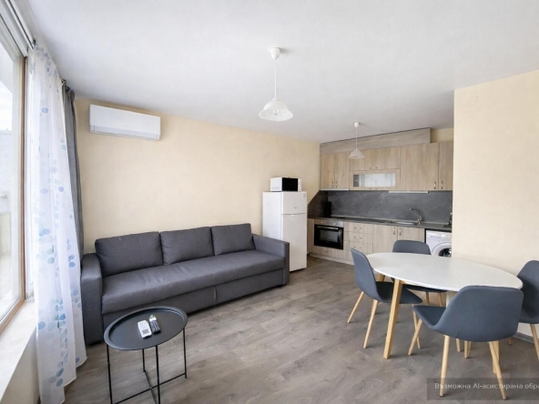 Дава се под наем Двустаен апартамент в Варна, Център - 60 кв.м за 598.23 € - Снимка #1