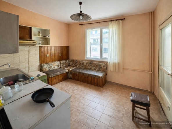 Тристаен апартамент в Бургас, Славейков - 90 кв.м за 1029 €/кв.м - Снимка #1